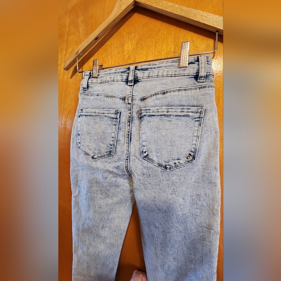 Indigo Rein Light Wash Super Skinny Jean - Picture 7 of 9